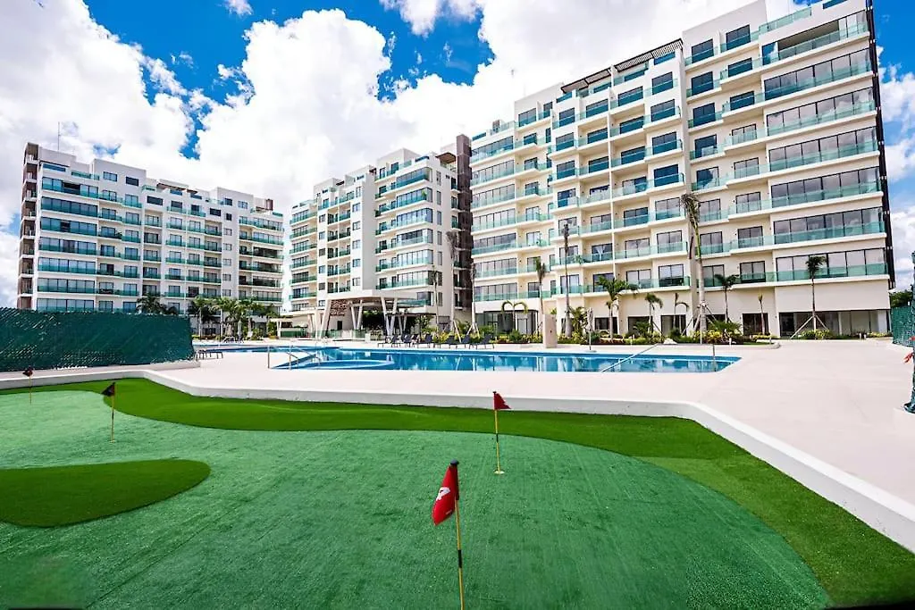Apartament 2 Rooms, Pools, Tennis, Spa, Gym, Petpark, Jacuzzi Playa del Carmen